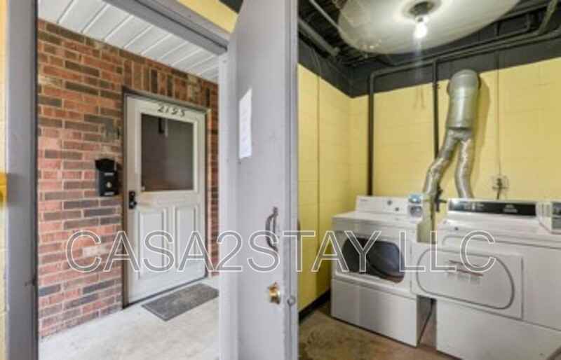 2100 Saint Johns Pl #2114 - Photo 6 of 10