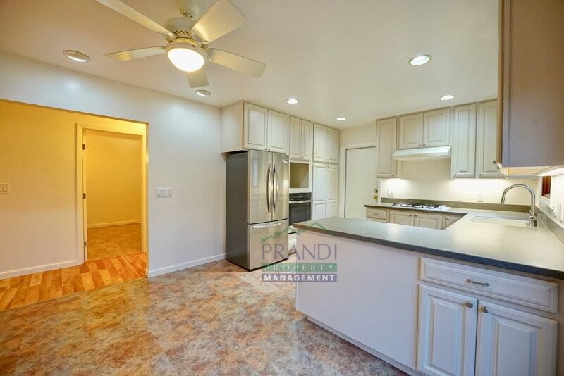 75 Stasia Dr - Photo 3 of 17