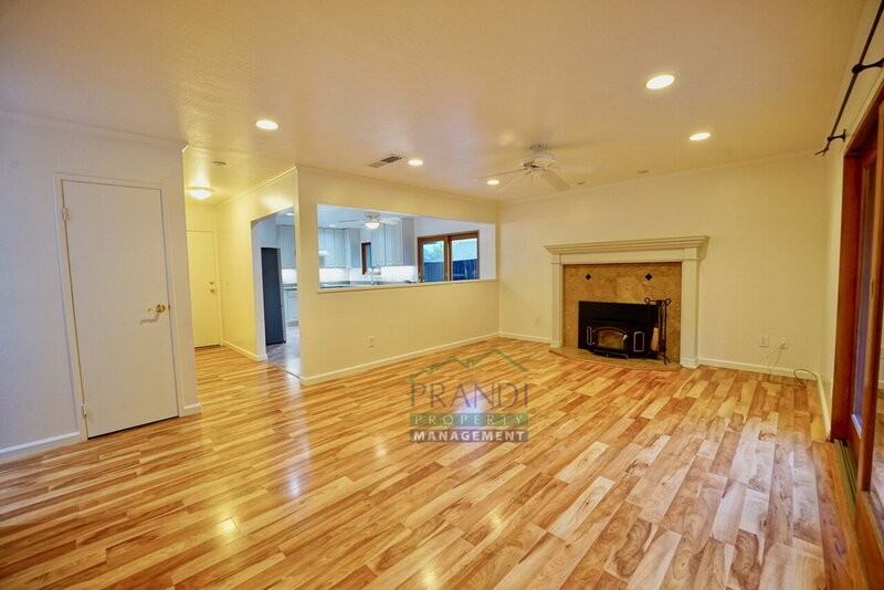 75 Stasia Dr - Photo 4 of 17