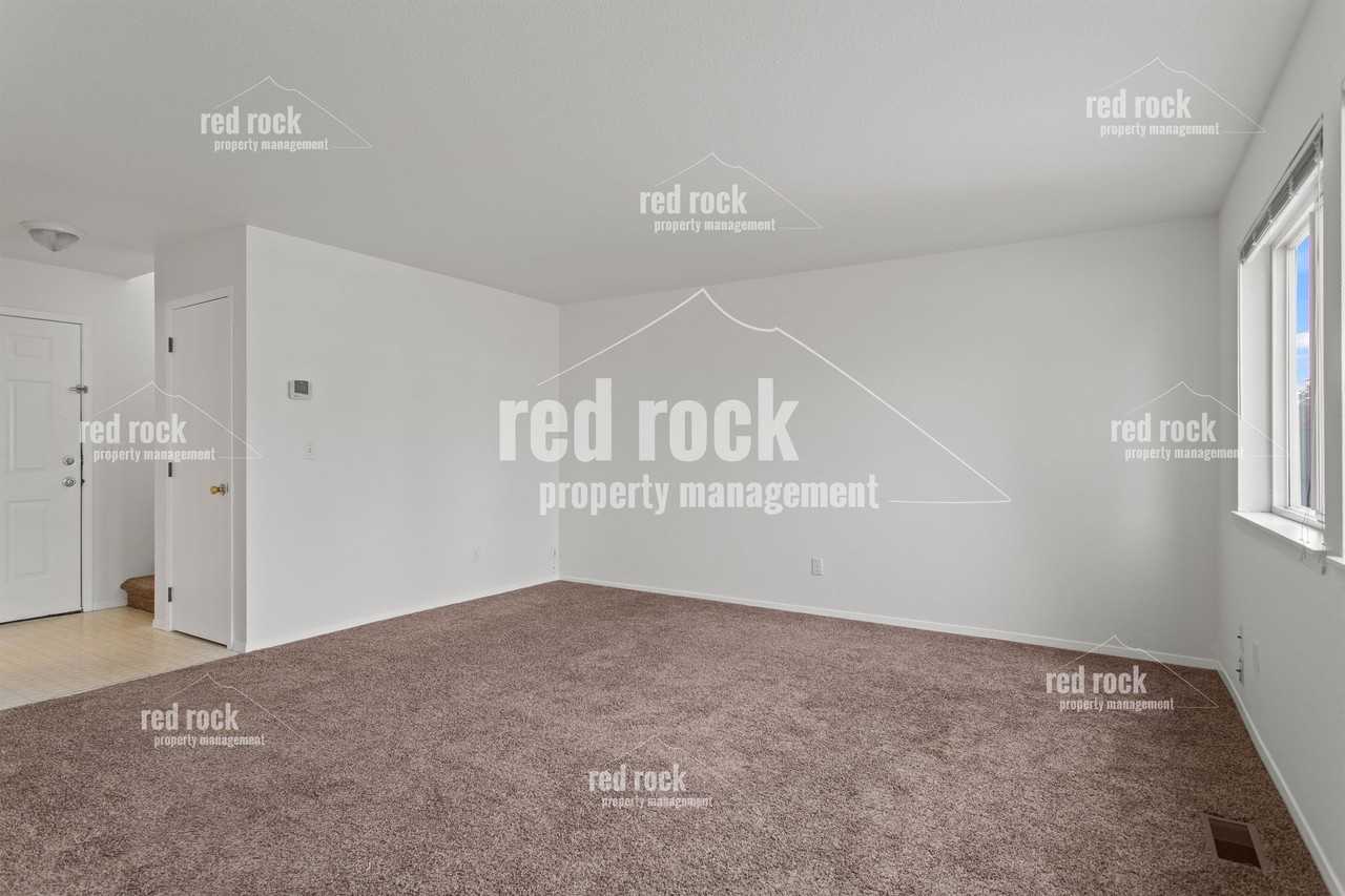 IEM - 3151 North 13th Street - Photo 5 of 23