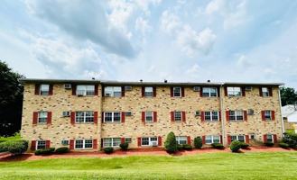 featured image of 1010 S Armour St