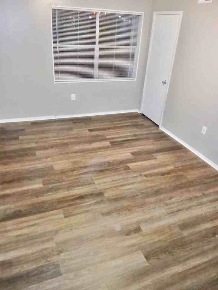 Long Meadow Apartments - Photo 5 of 11