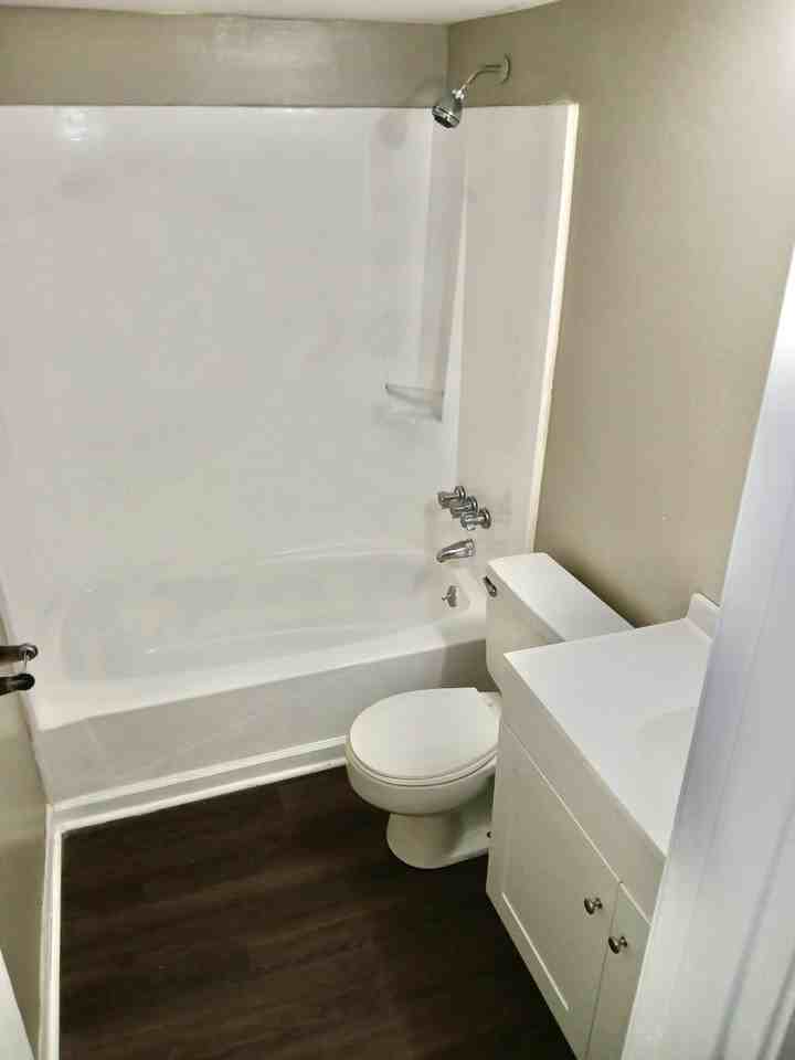 Long Meadow Apartments - Photo 6 of 11