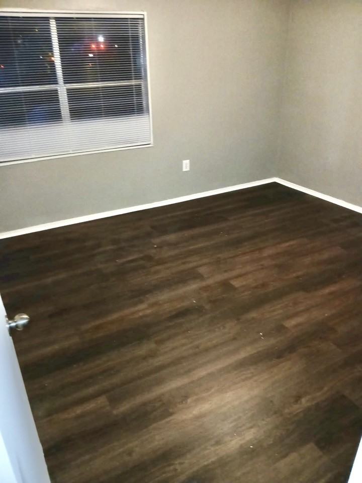 Long Meadow Apartments - Photo 7 of 11