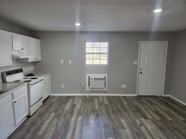 featured image of 2120 W 30th Ave