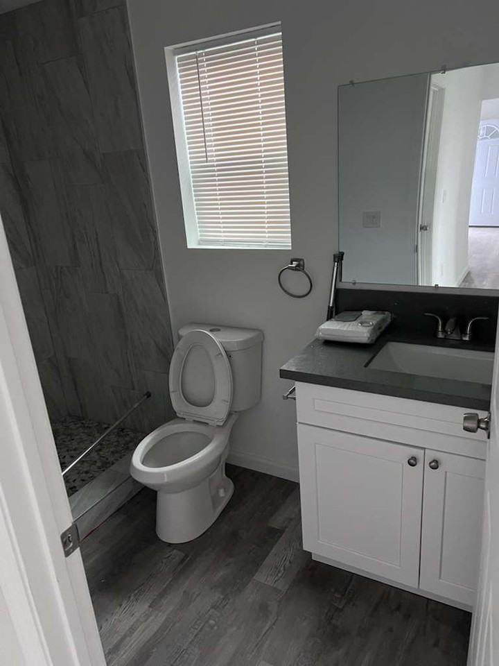 71st - Photo 7 of 25