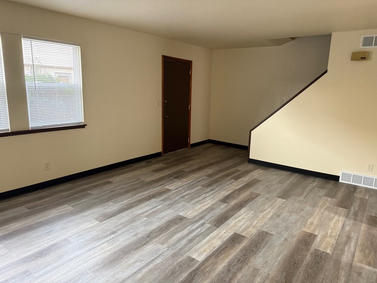 65 Locust St #7 - Photo 3 of 8