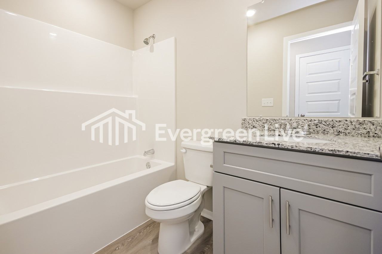 2551 E Meramec St - Photo 7 of 16