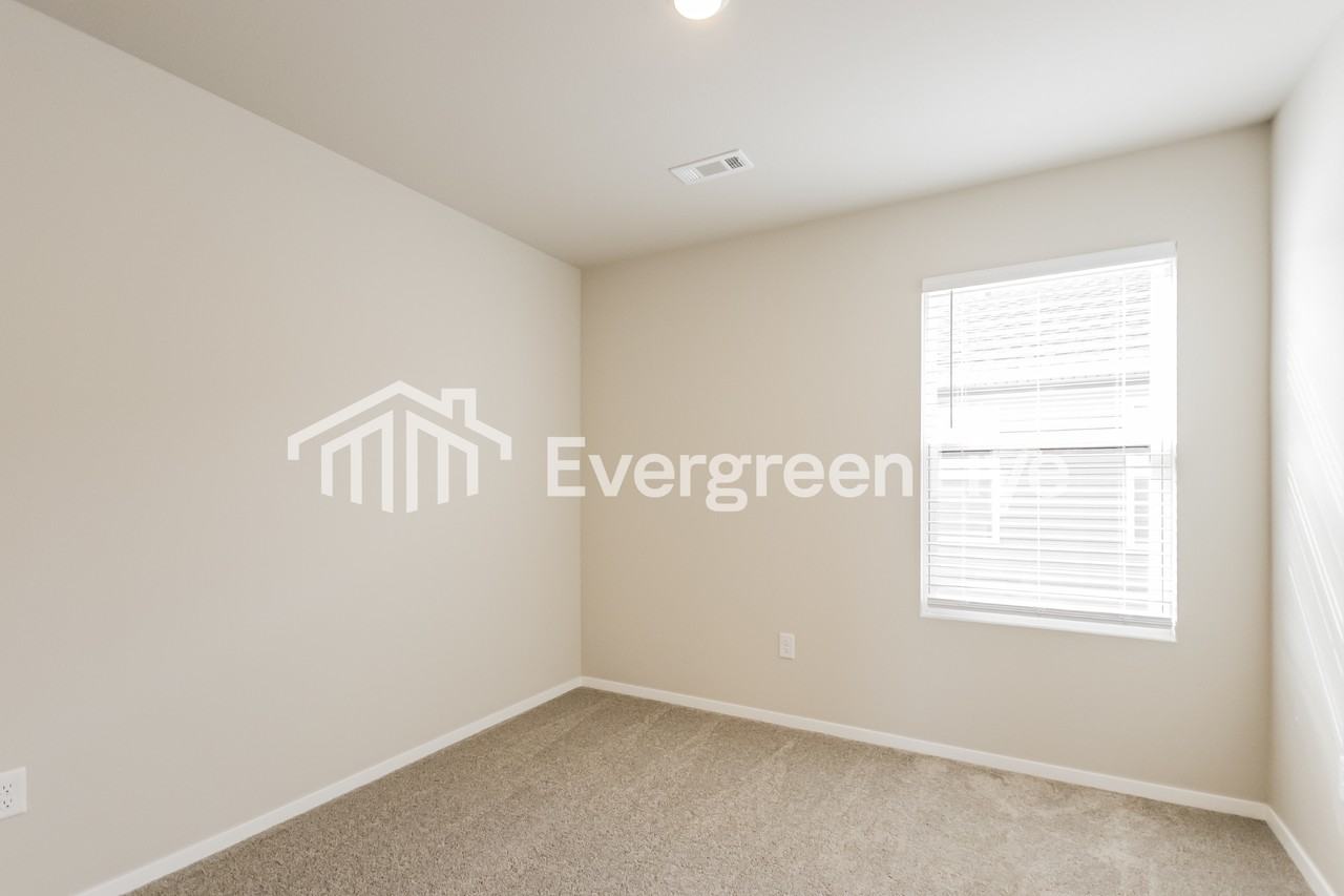 2623 E Meramec St - Photo 4 of 16