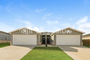 6601 NW Kathleen St - Photo 1 of 1