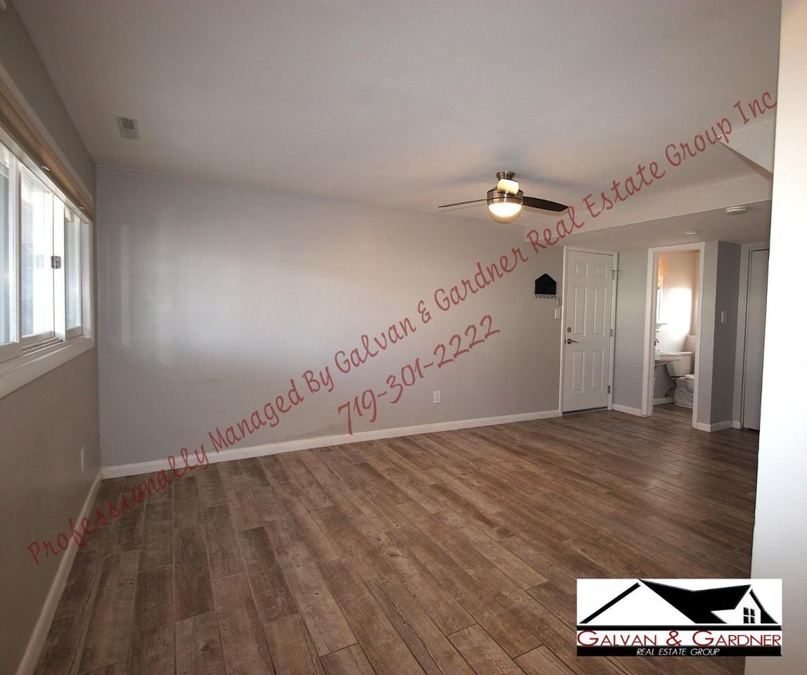 2335 Zane Pl - Photo 7 of 26