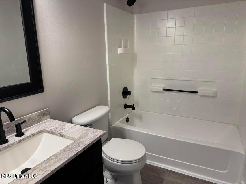 2306 Lewis Ave - Photo 4 of 9