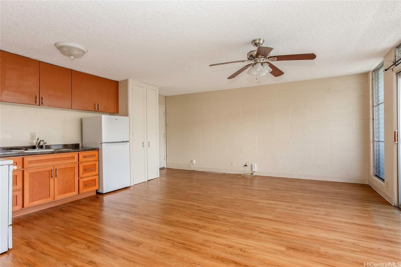 727 Pumehana St #303 - Photo 6 of 6