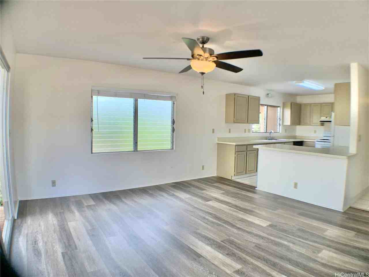 99-530 Kapahulani Pl - Photo 3 of 17