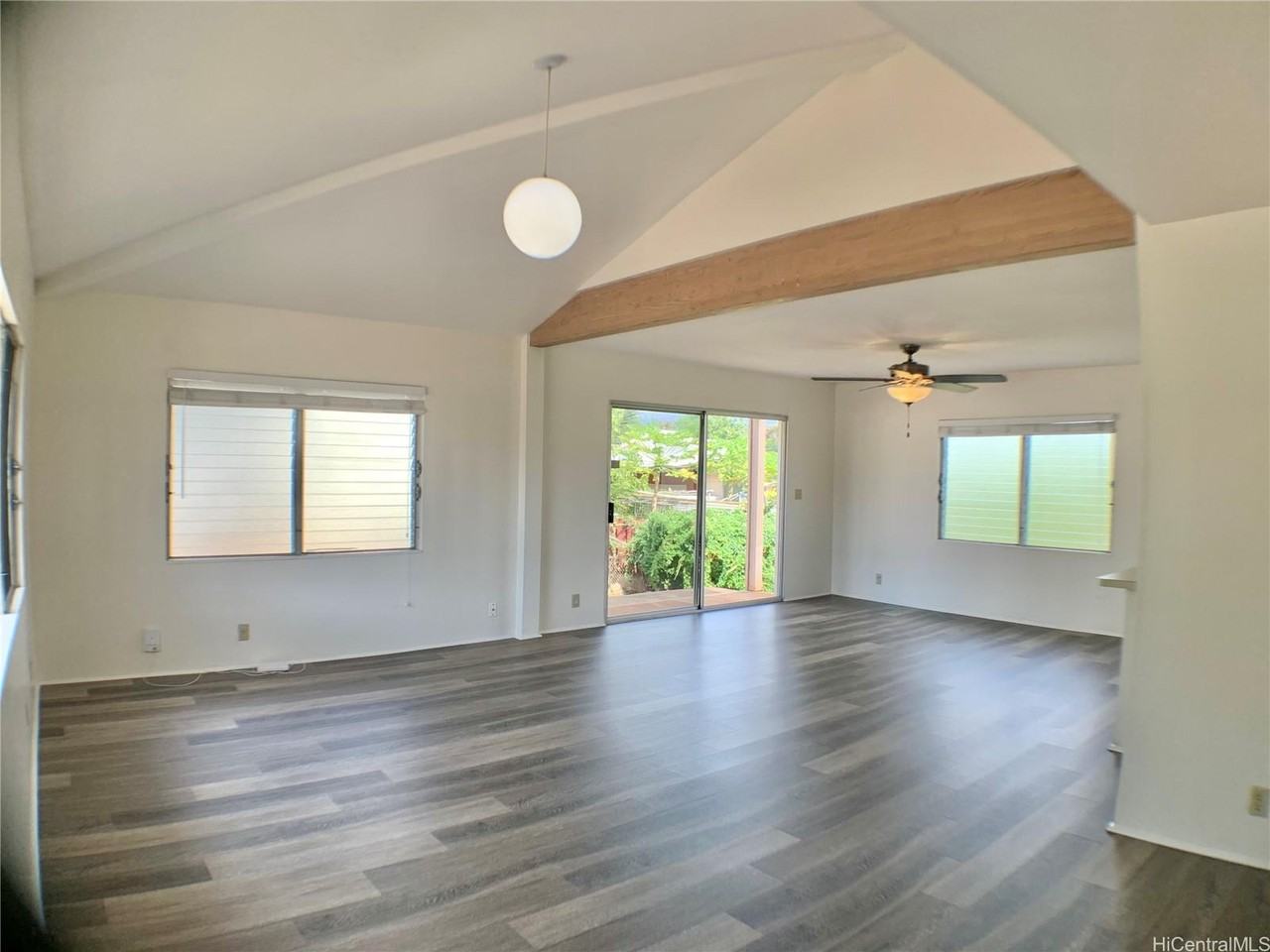 99-530 Kapahulani Pl - Photo 4 of 17