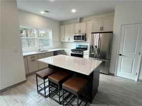 4500 Kings Lake Dr Ne ##B - Photo 1 of 1