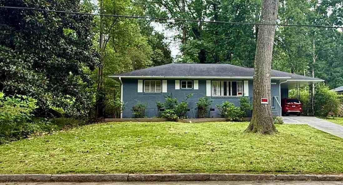 2262 Maxwell Dr Sw - Photo 4 of 48