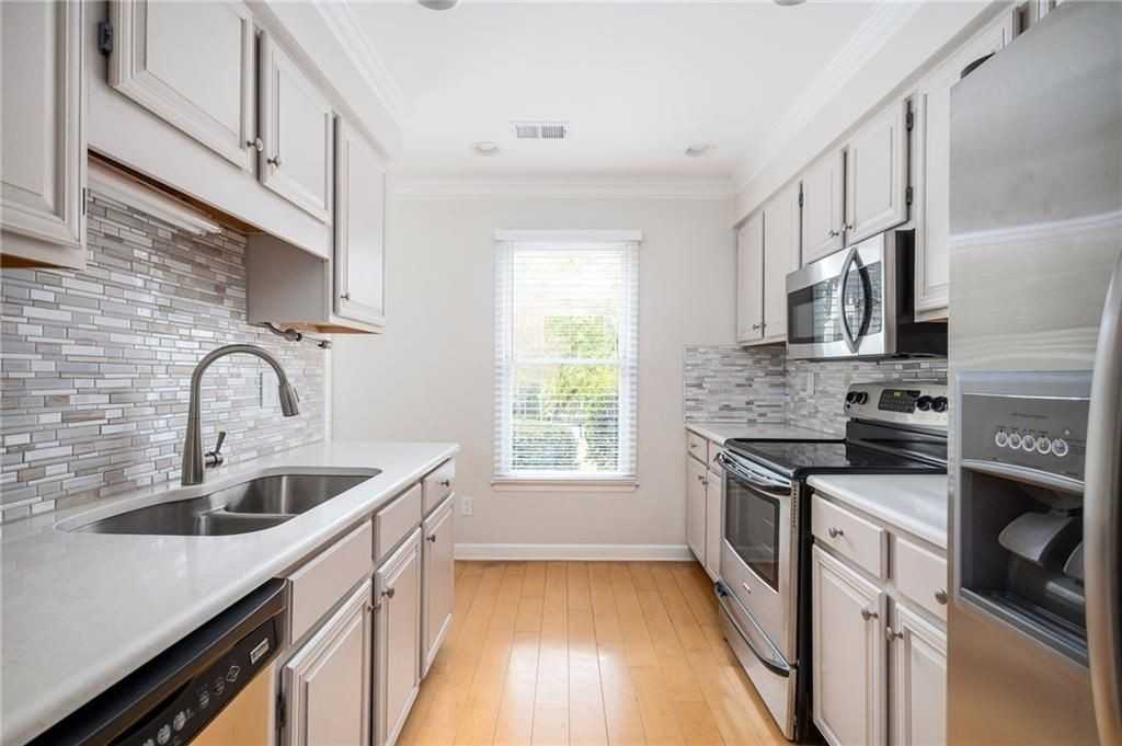 2103 Kristen Ct Se - Photo 6 of 29