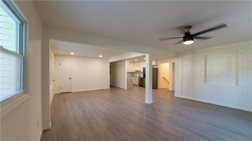 145 Long Dr Sw - Photo 7 of 39