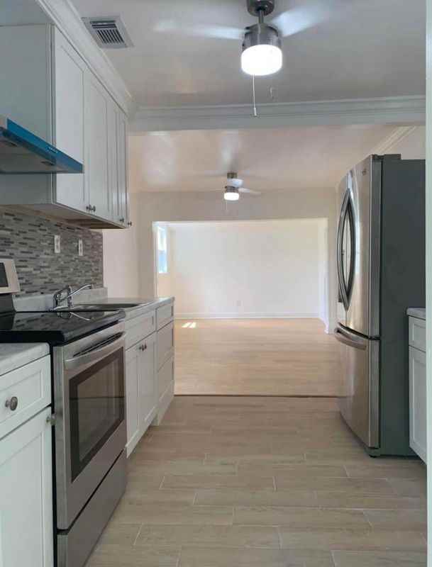 3925 Mesa Ave - Photo 5 of 16