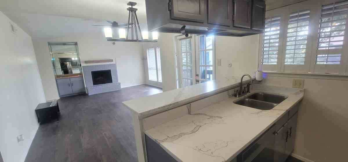 9009 Richmond Ave ##303 - Photo 6 of 14