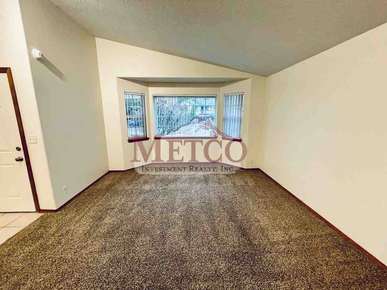 488 S 70th St - Photo 2 of 15