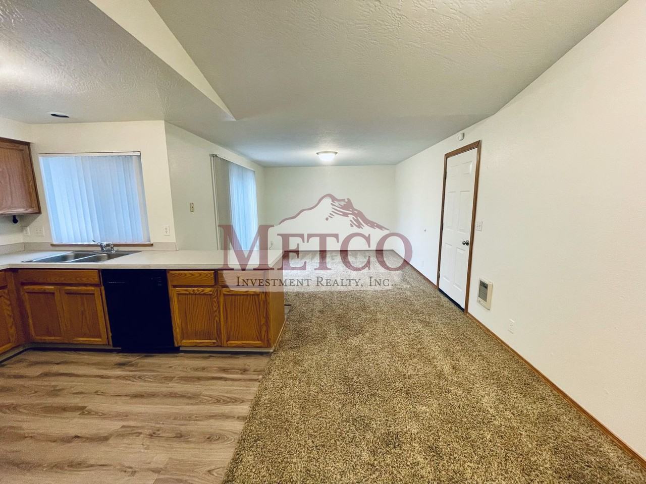 488 S 70th St - Photo 5 of 15