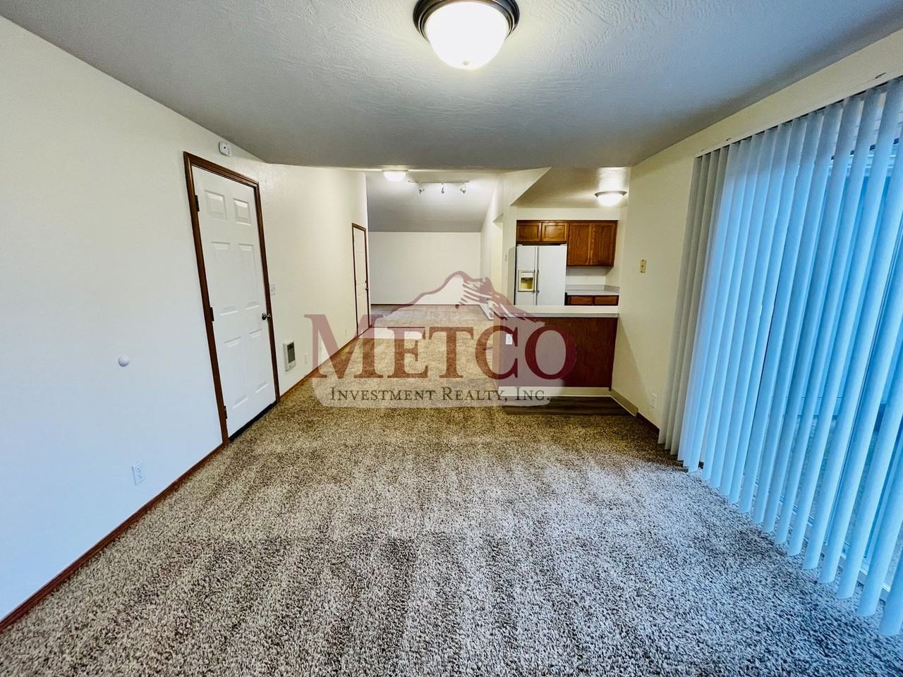 488 S 70th St - Photo 6 of 15