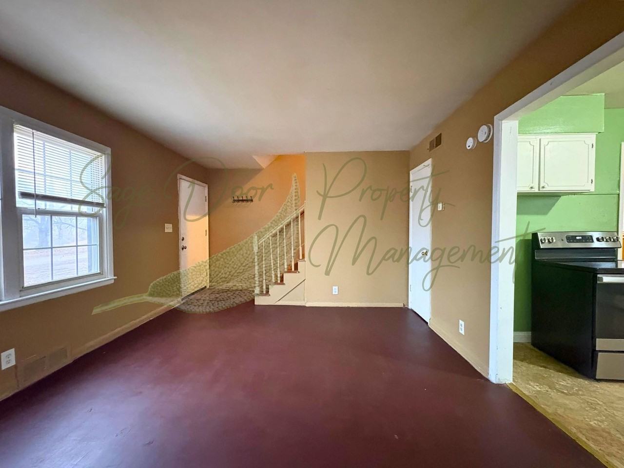 1106 N Union St - Photo 5 of 14