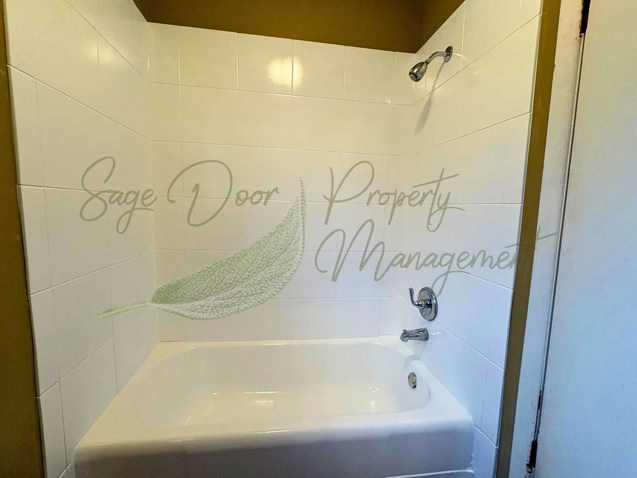 1106 N Union St - Photo 7 of 14