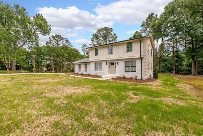 4143 Meadow Way - Photo 2 of 32