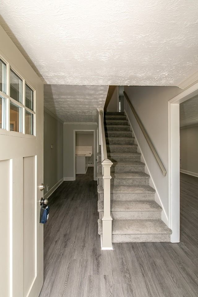 4143 Meadow Way - Photo 4 of 32