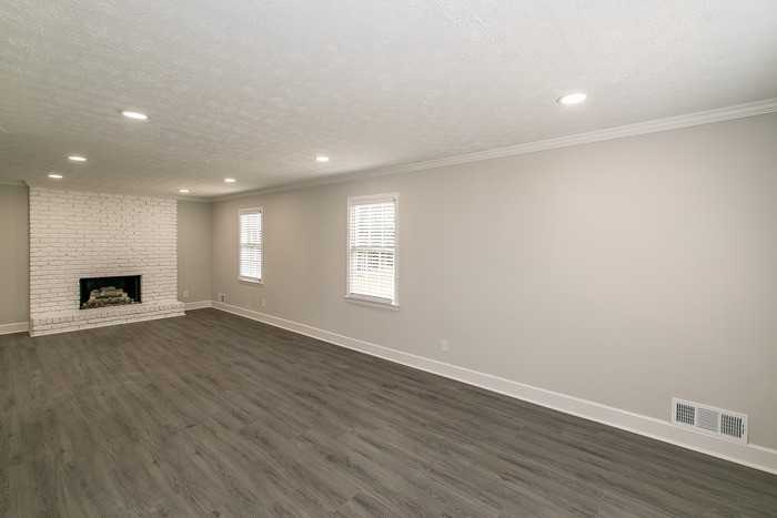 4143 Meadow Way - Photo 5 of 32