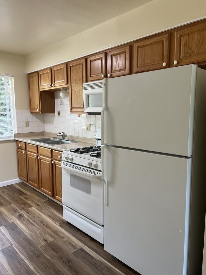 236 Sacramento St #5 - Photo 3 of 25