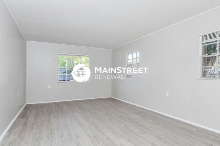 2408 Avenue A Nw - Photo 7 of 16