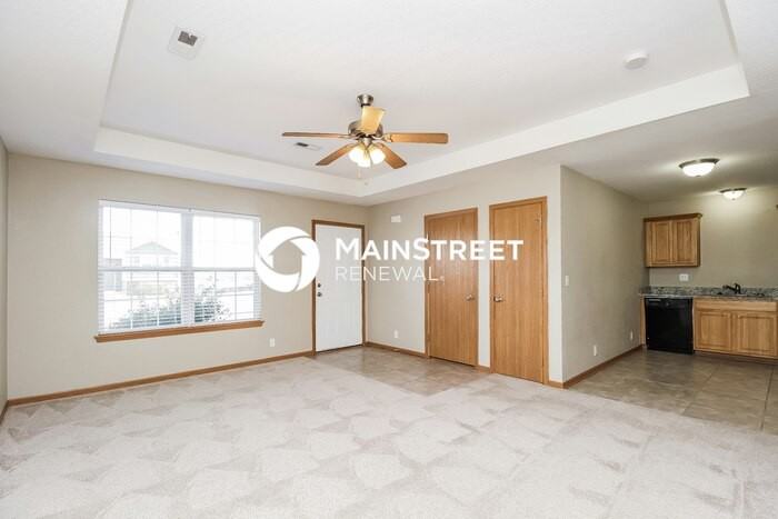 211 Golfview Dr - Photo 5 of 16