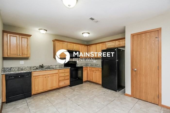 211 Golfview Dr - Photo 6 of 16