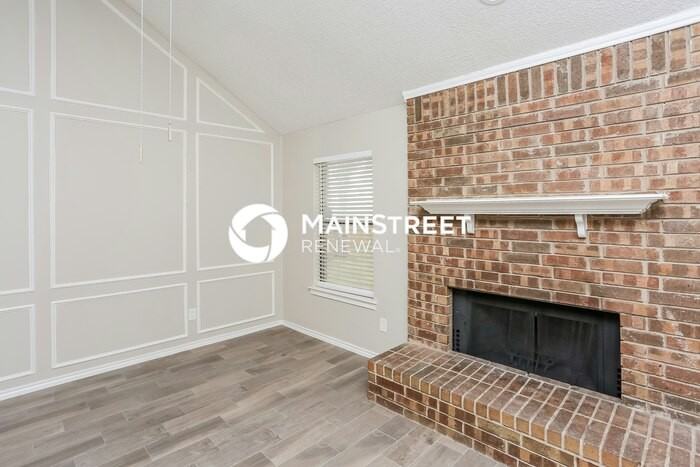 3652 Village Green Dr - Photo 3 of 16