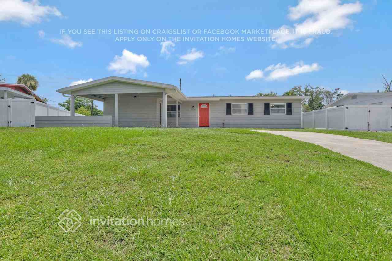 6735 Precourt Dr - Photo 2 of 28