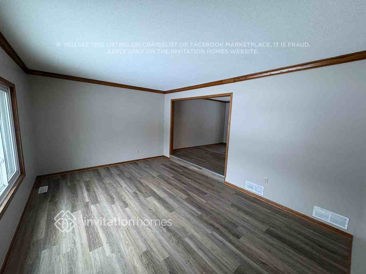 7323 Paulsen Dr - Photo 2 of 20