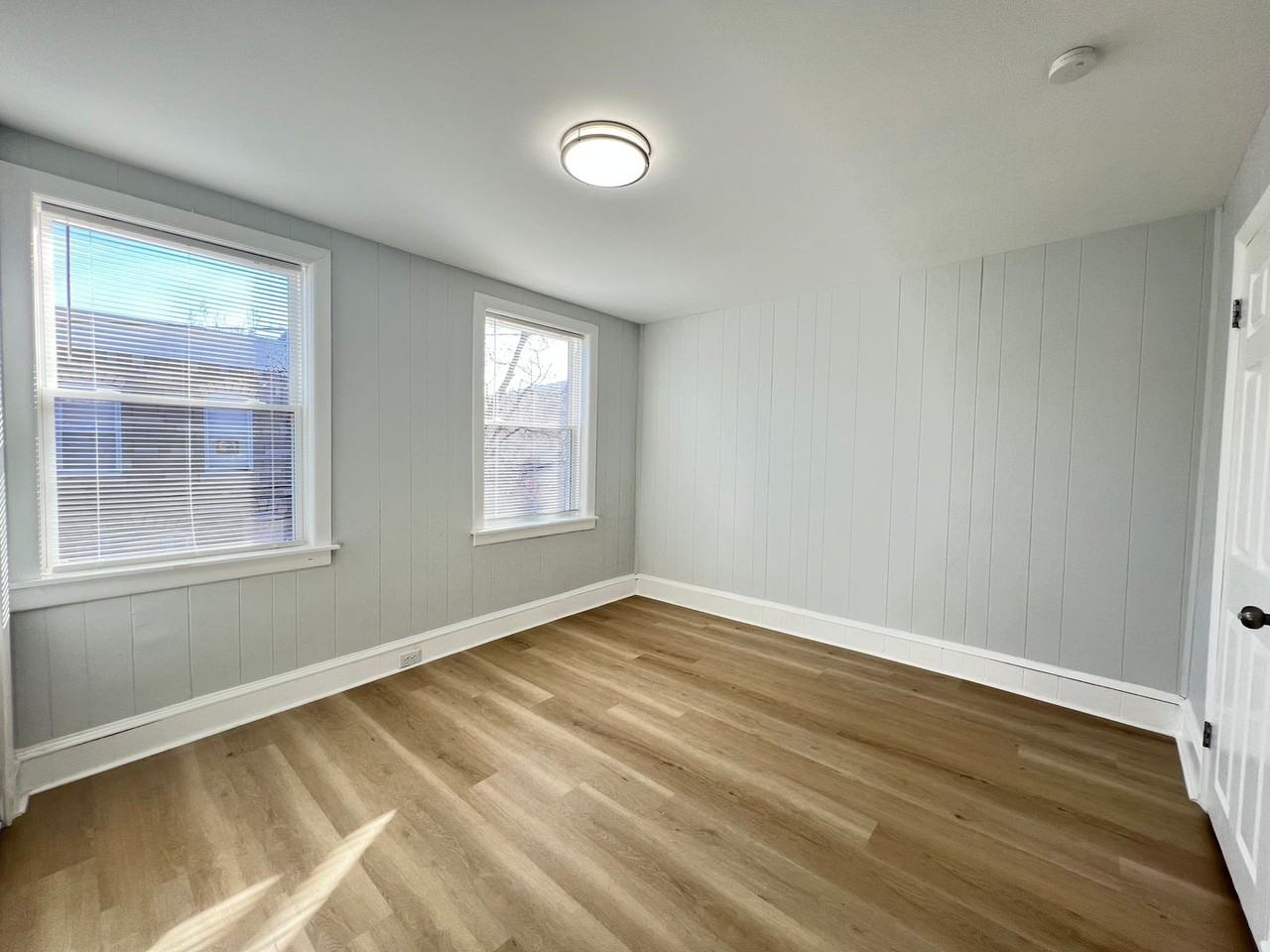 1536 S Bailey St - Photo 6 of 33