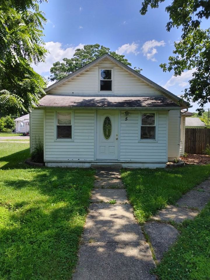 5 Carroll Ave - Photo 2 of 6