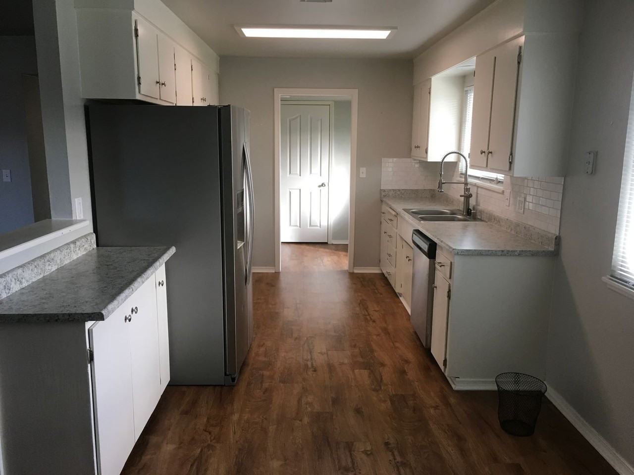 3431 Topaz Ct - Photo 4 of 33