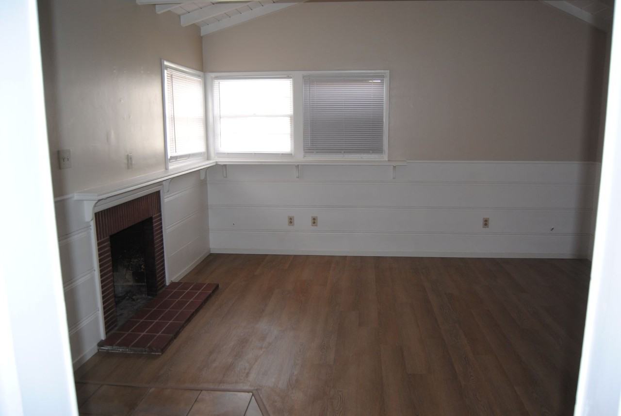 40 Myrtle St - Photo 2 of 6