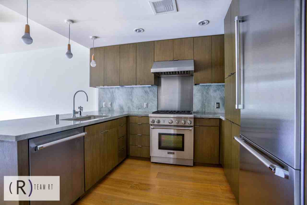 1705 Ocean Ave #210 - Photo 6 of 40