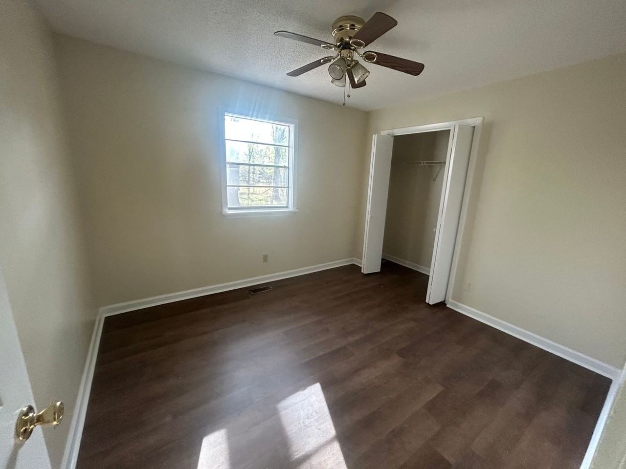 4815 Sherman Dr - Photo 2 of 9