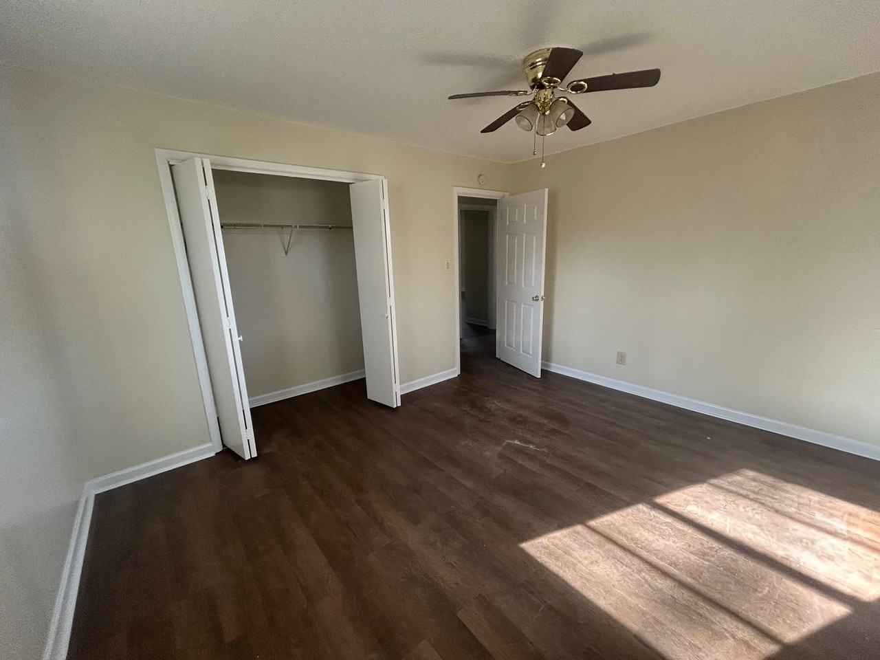 4815 Sherman Dr - Photo 3 of 9