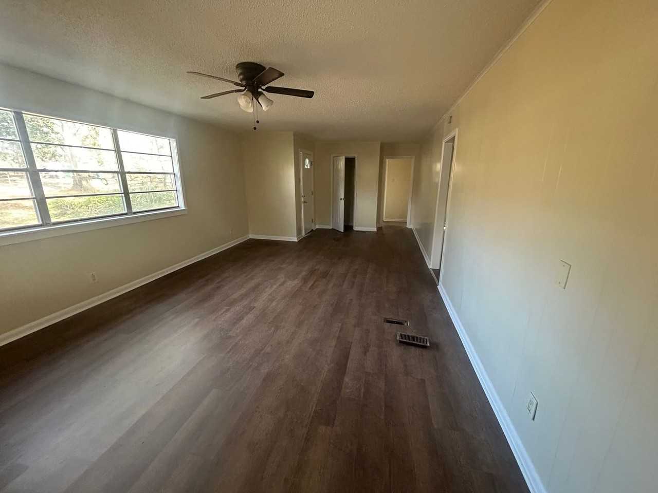 4815 Sherman Dr - Photo 7 of 9