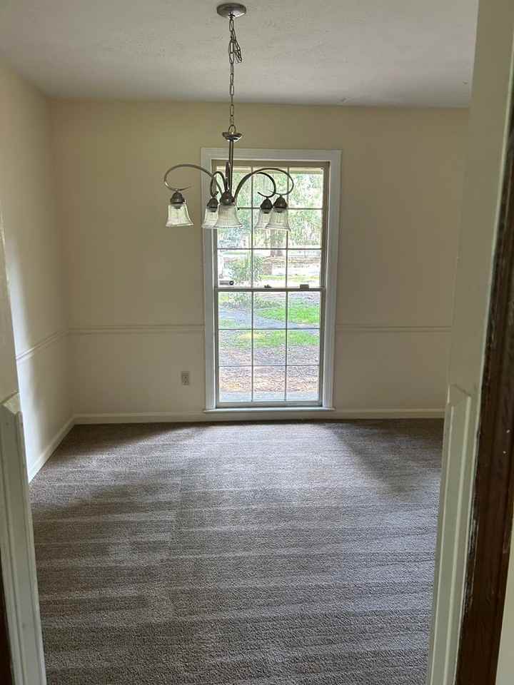 10 Burnt Tree Cir - Photo 5 of 29