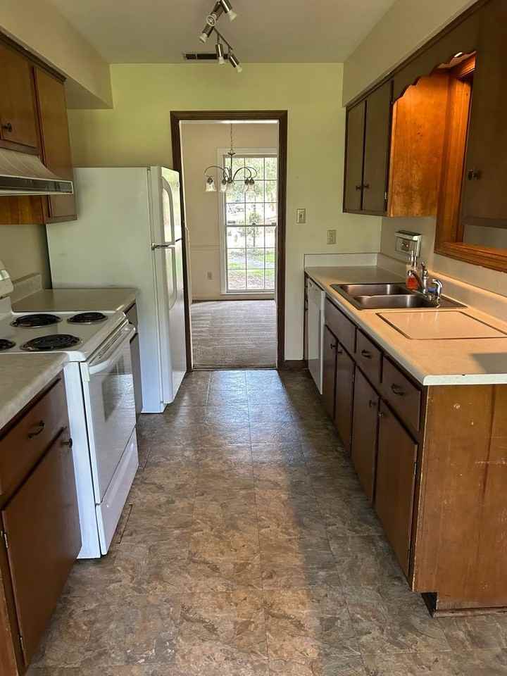 10 Burnt Tree Cir - Photo 6 of 29